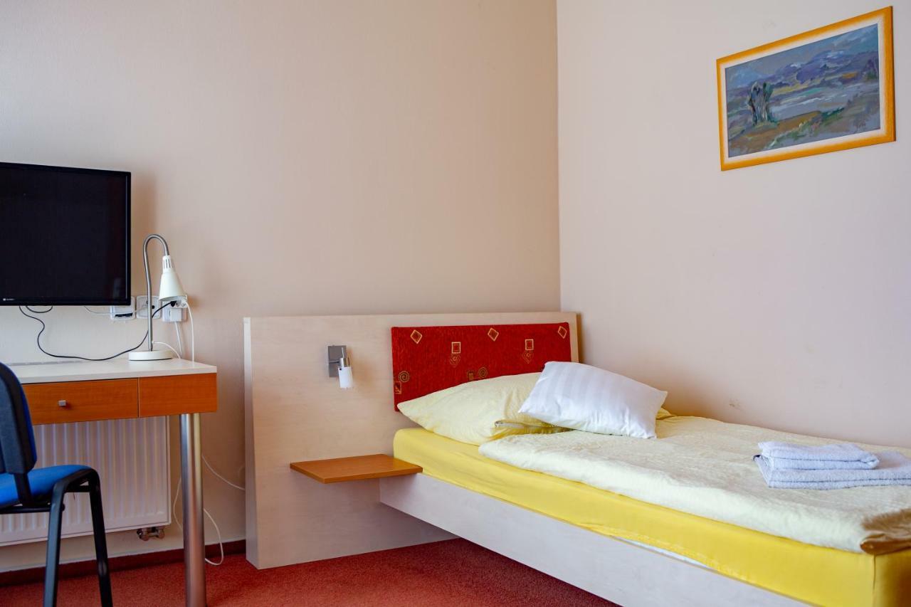Penzion Na Kurtech Opava Exteriör bild